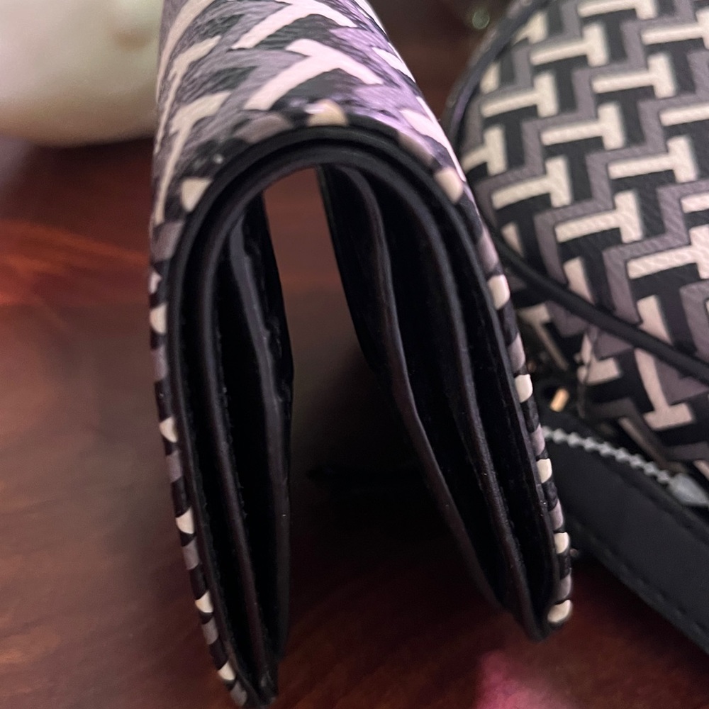 Tory Burch handbag and wallet - Picture 5 of 9